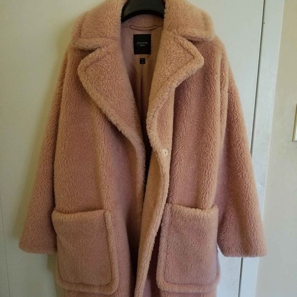 MaxMara Jackets & Blazers - Max Mara weekend Teddy coat in light pink/ blush